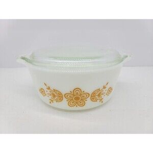 Vintage Pyrex Butterfly Gold 472 1.5 Pint Round Casserole Baking Dish w/ Lid